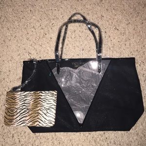 Victoria’s Secret 2 in 1 purse.